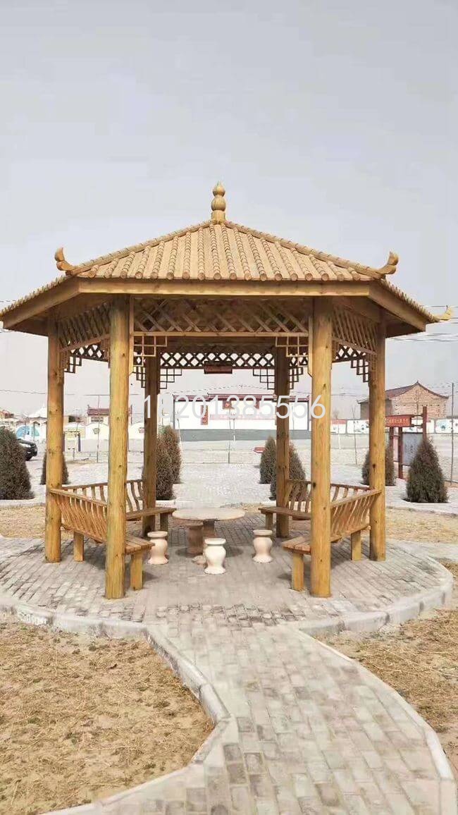 北京防腐木厂家制作安装的防腐木凉亭